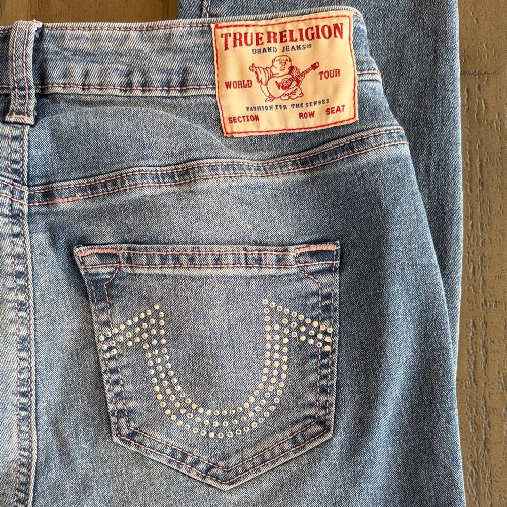 True Religion Women's Light Blue Skinny Jeans. Rhinestone Pocket Detail. Size 27 - Picture 3 of 8